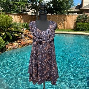 Elegant Navy Open Back Shift Dress Sz. M